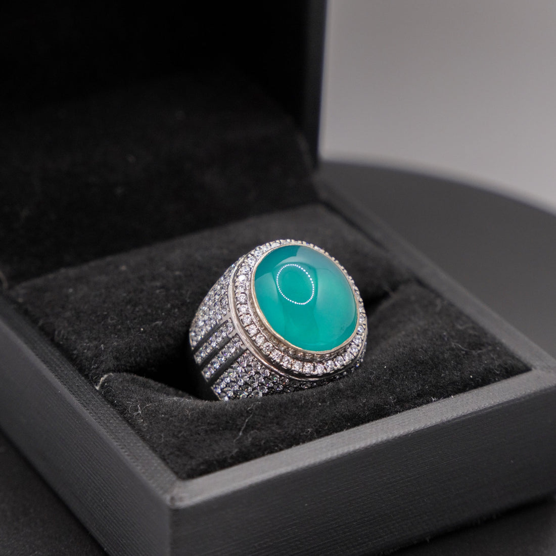A Ring Is More Than Just an Accessory — It's a Reflection of Your Personality