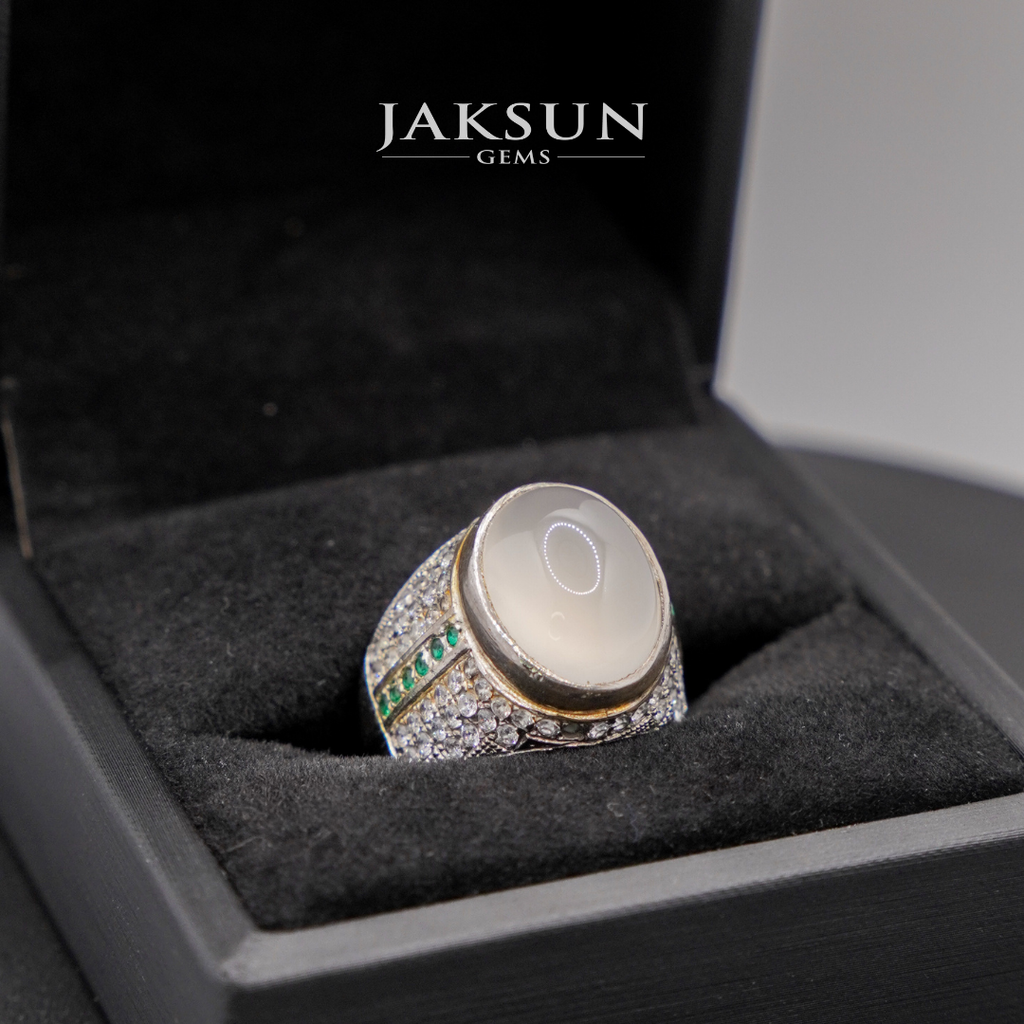 Cincin White Chalcedony (Alpaka Setting) 01