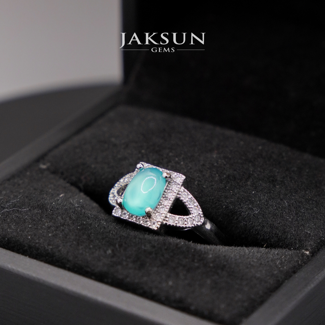 Bacan Women's Xuping Ring (Aurora)