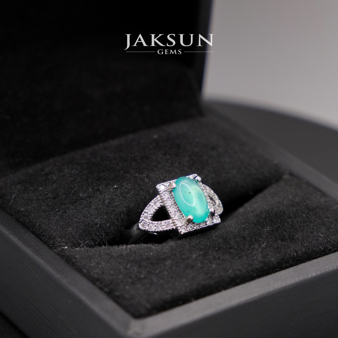 Bacan Women's Xuping Ring (Aurora)